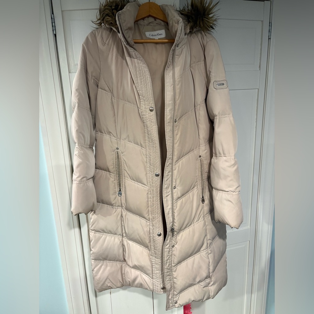Calvin Klein Women's Beige Puffer Jacket